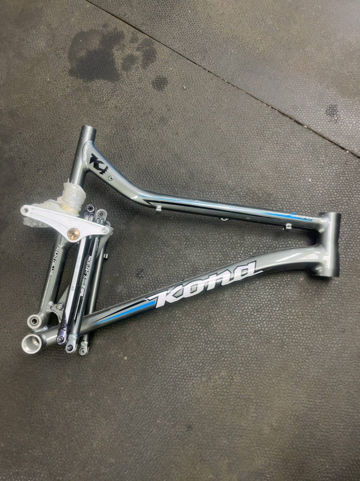 Kona Tanuki Deluxe Mountain Bike Frame Good