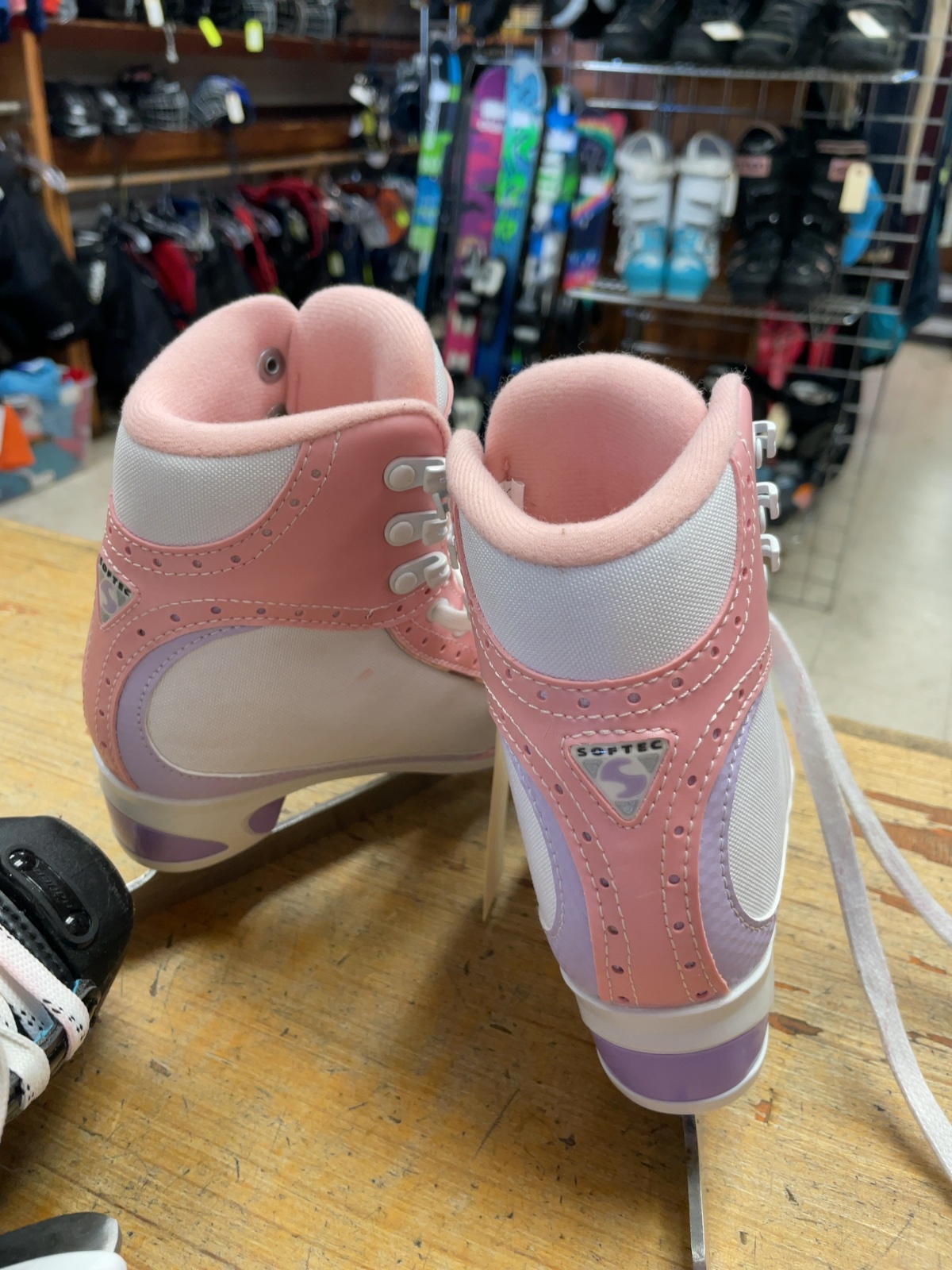 Softec Figure Skates Size 13C Pink/White