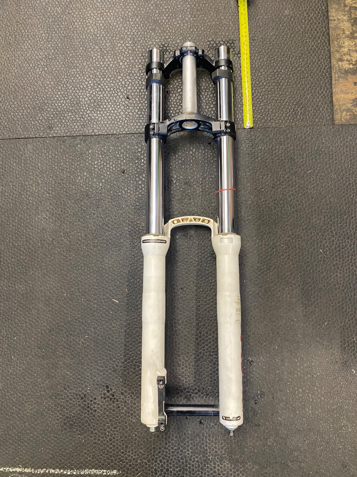 RockShox Domain Dual Crown Suspension Fork White Used