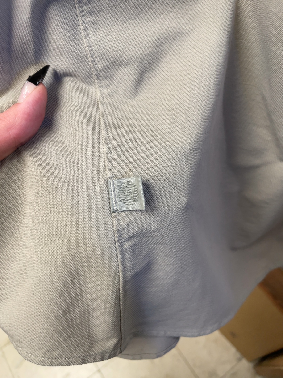 Lululemon Button Up Shirt Size M Beige