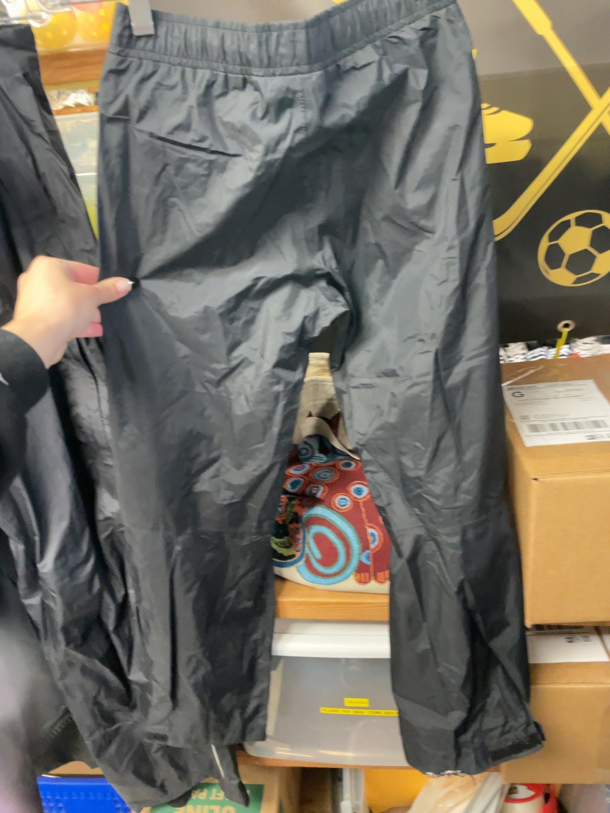 The North Face DryVent Rain Pants Youth M (10/12)