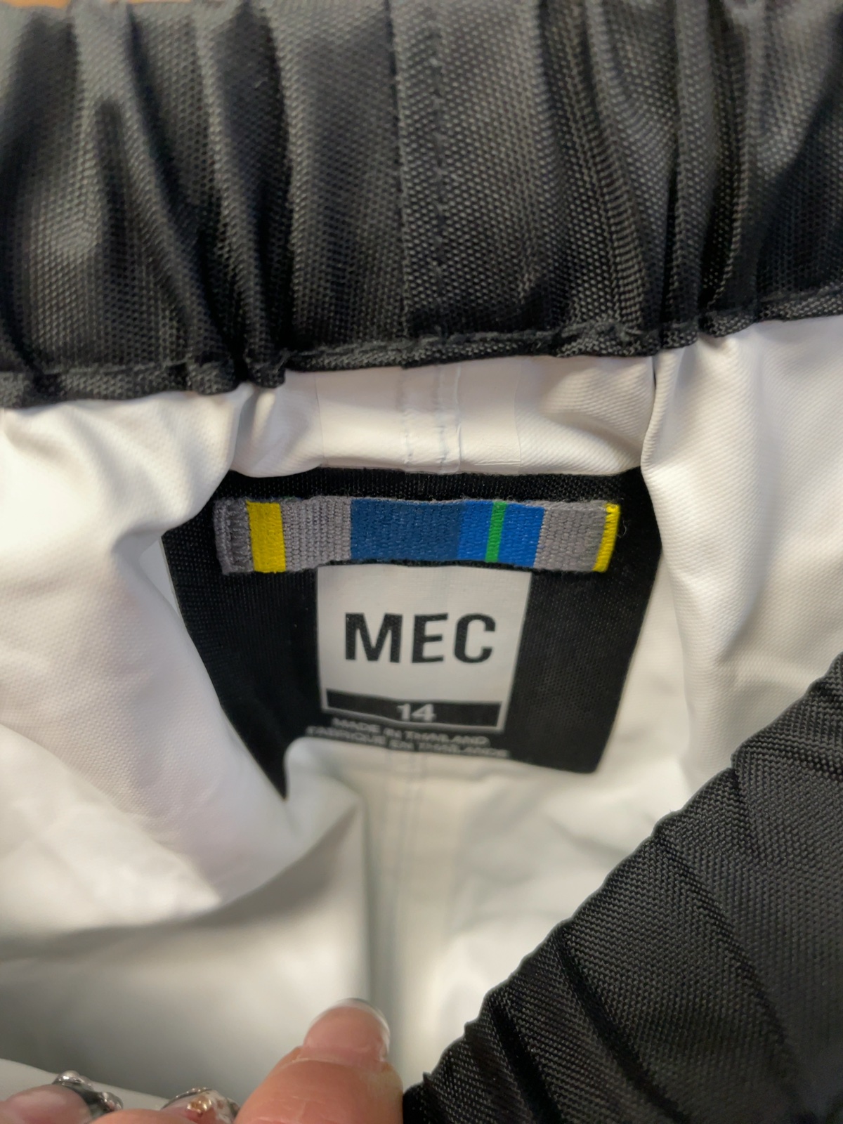 MEC Youth Rain Pants Size 14 Black