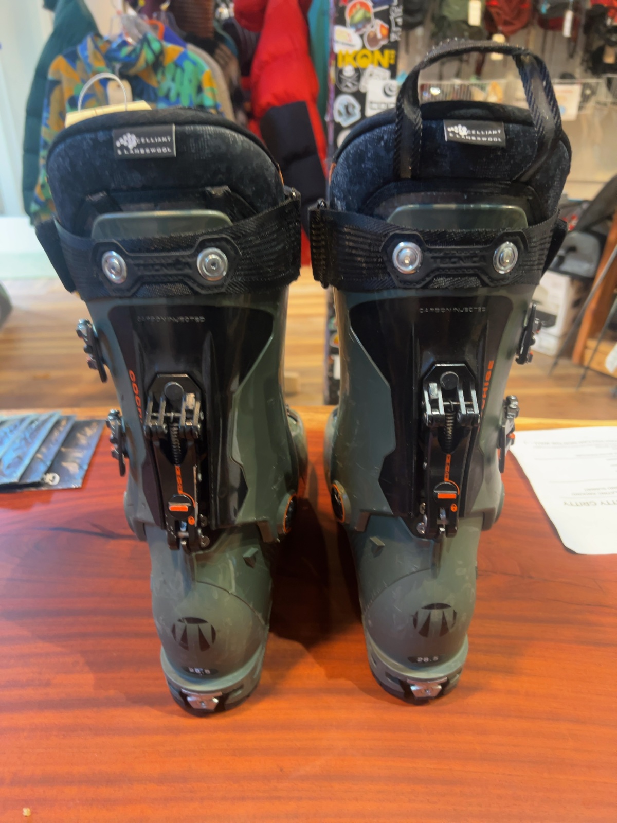 Tecnica Cochise 120 DYN Ski Boots Good 28.5