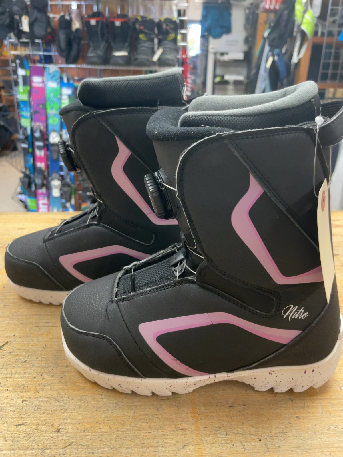 Nitro Droid BOA Youth 5.5 US Snowboard Boots