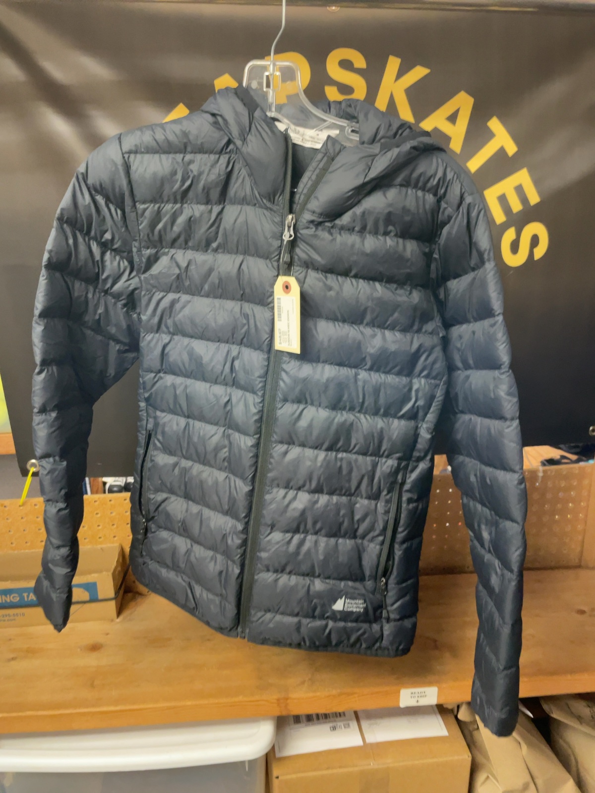 MEC Down Hooded Puffer Jacket Youth 16 Black