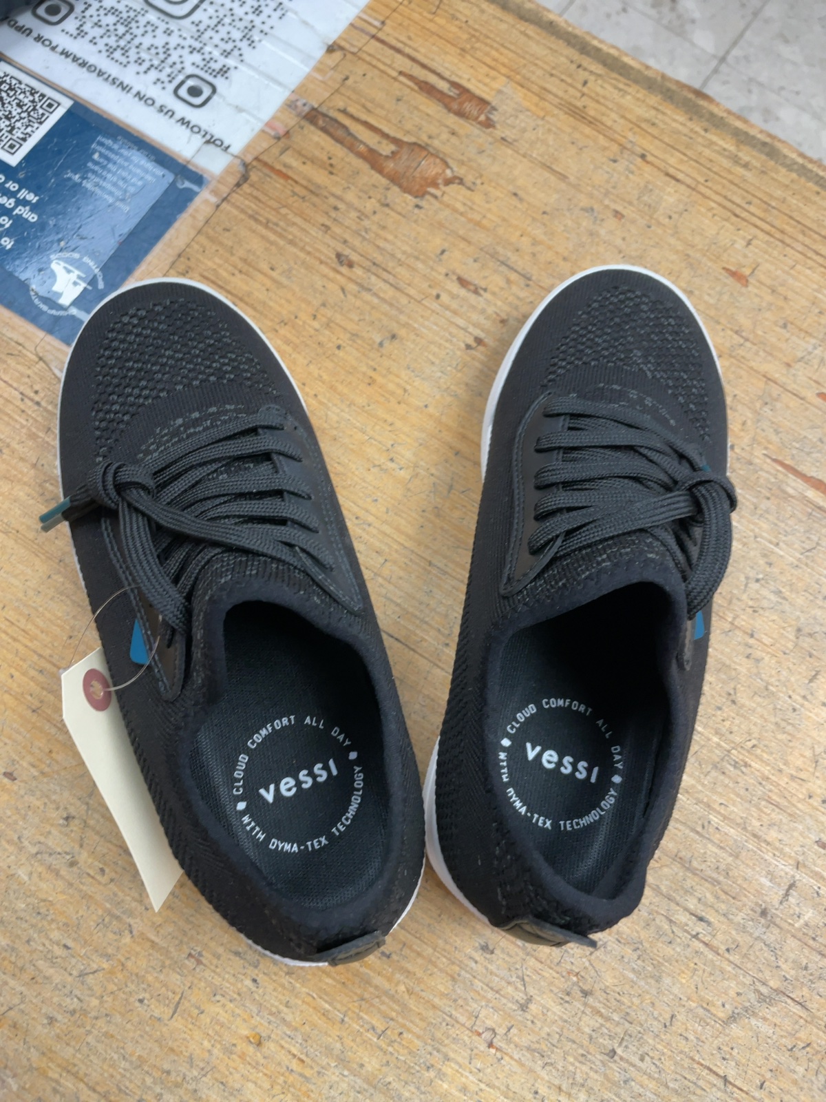 Vessi Weekend Women's Size 7 Waterproof Knit Sneakers