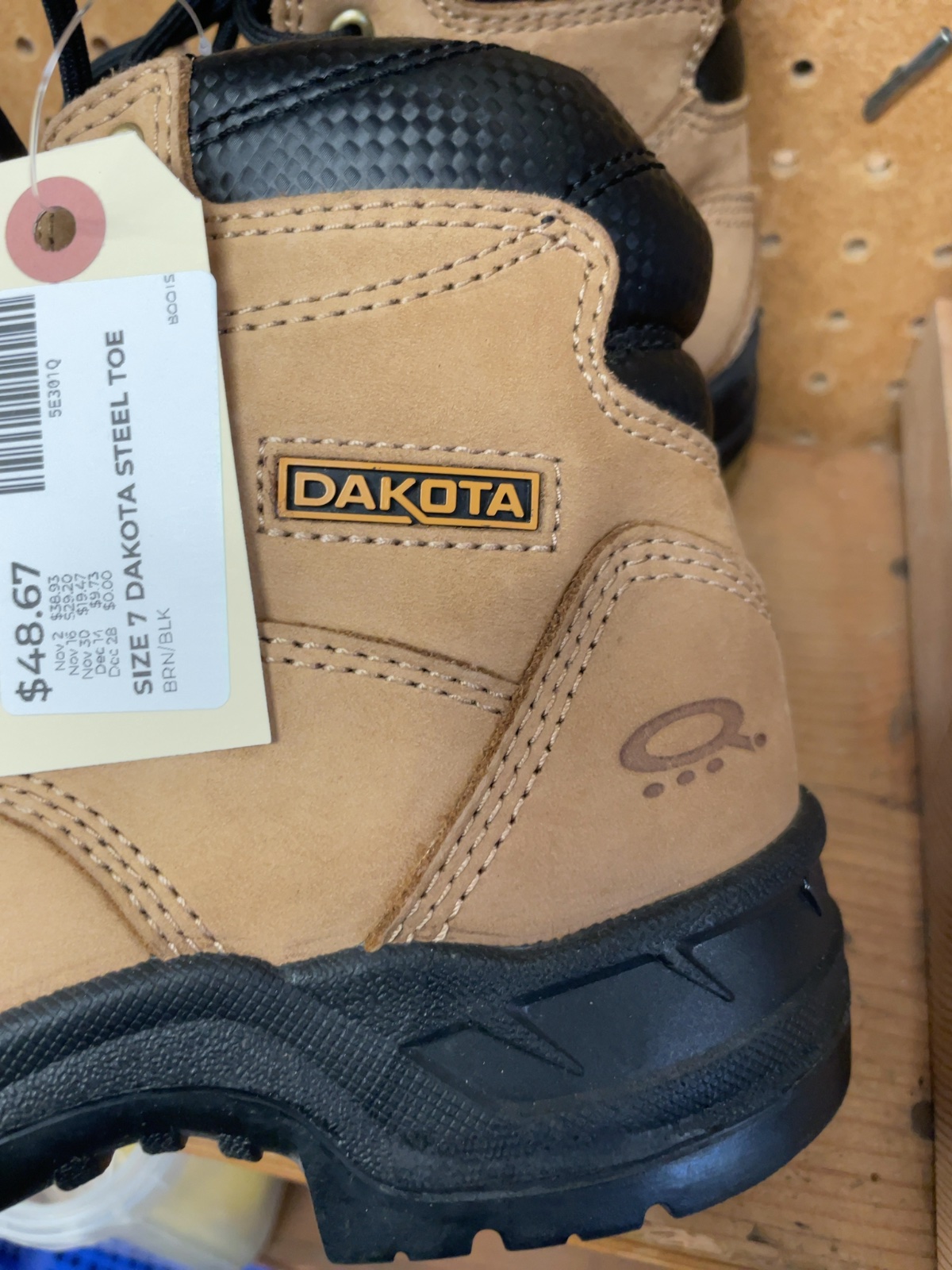 Dakota 400-2 Size 7 US Steel Toe Work Boots