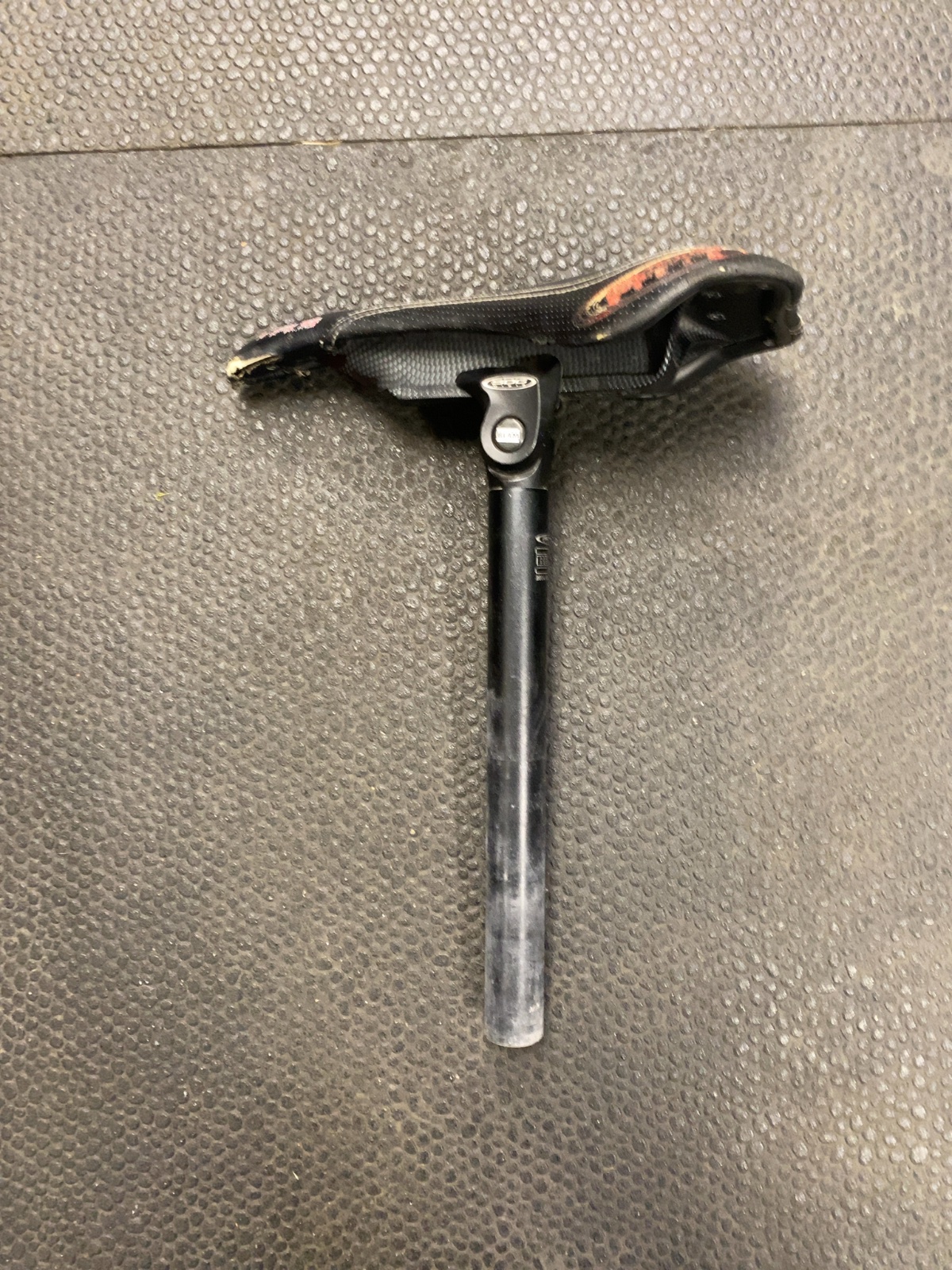 SDG I-Beam Seatpost and Saddle Combo Black Fair 27.2mm