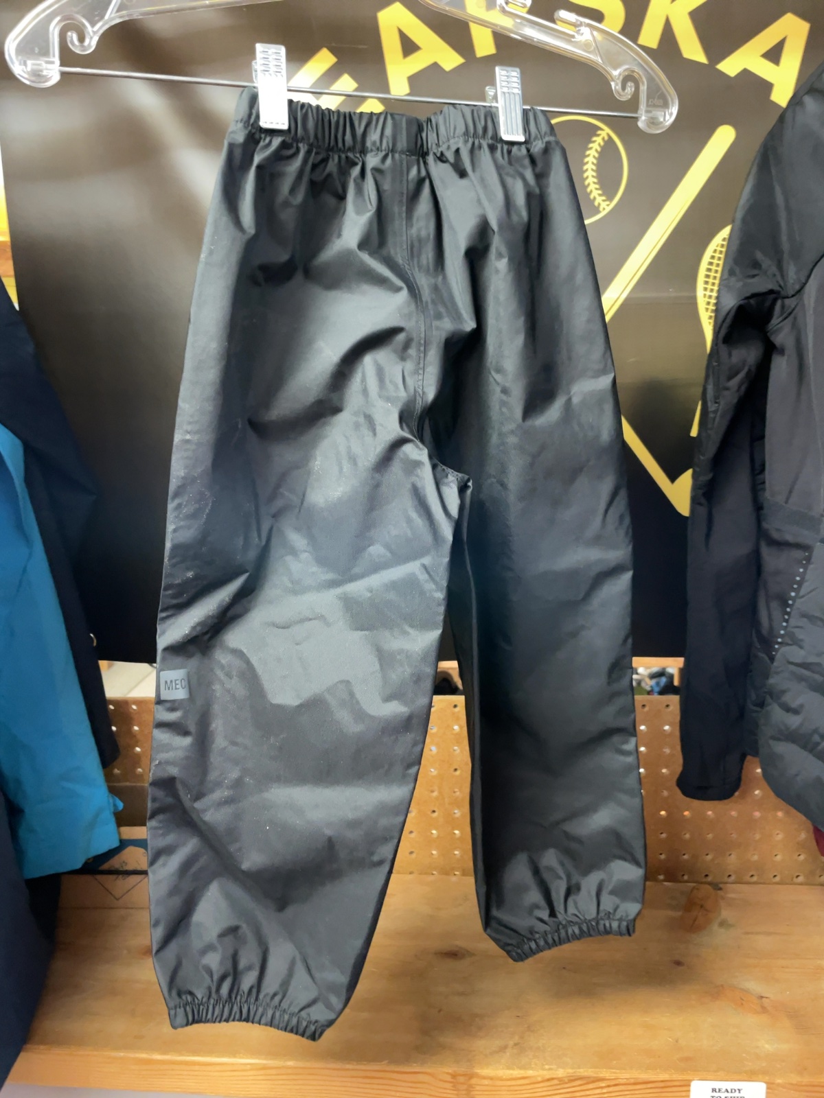 MEC Size 4 Rain Pants