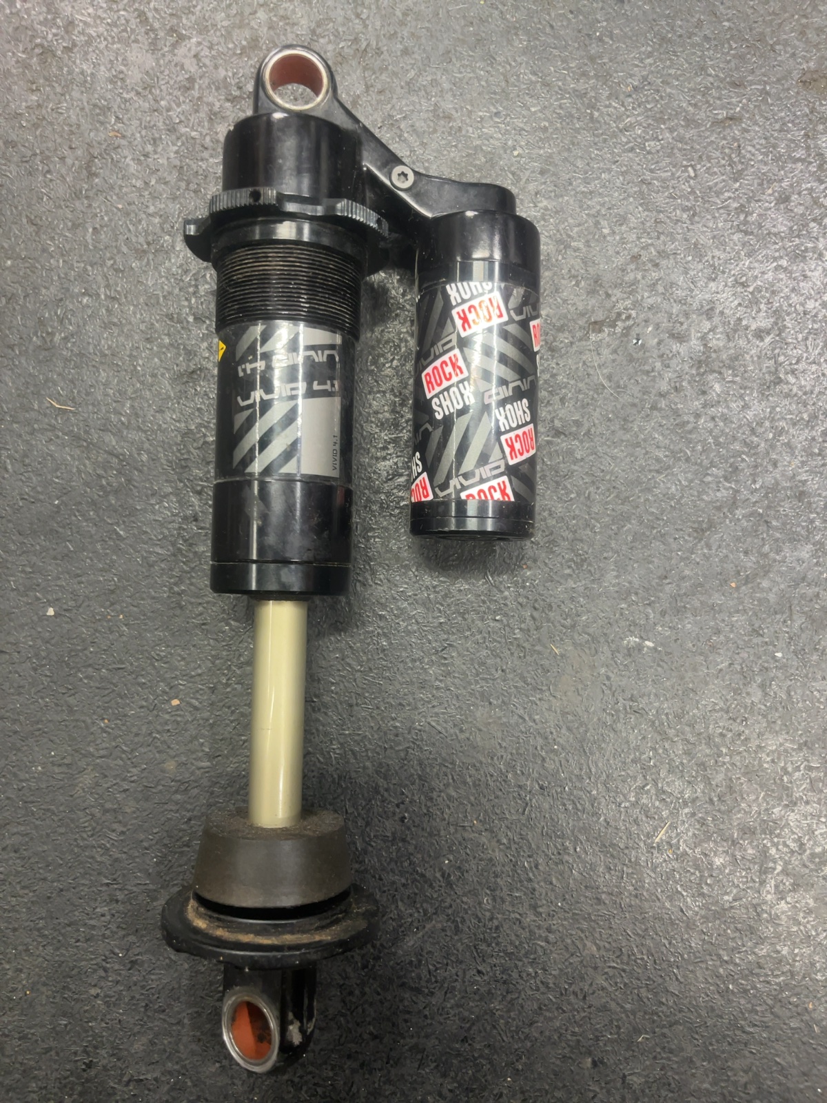 RockShox Vivid 4.1 Rear Shock Damper Body 222x70mm Black Good