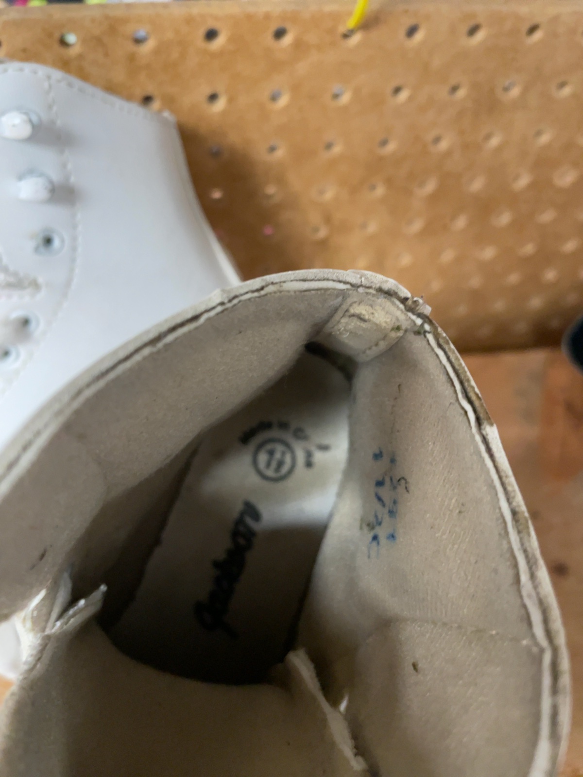 Jackson Excel Size 1.5 C Figure Skates
