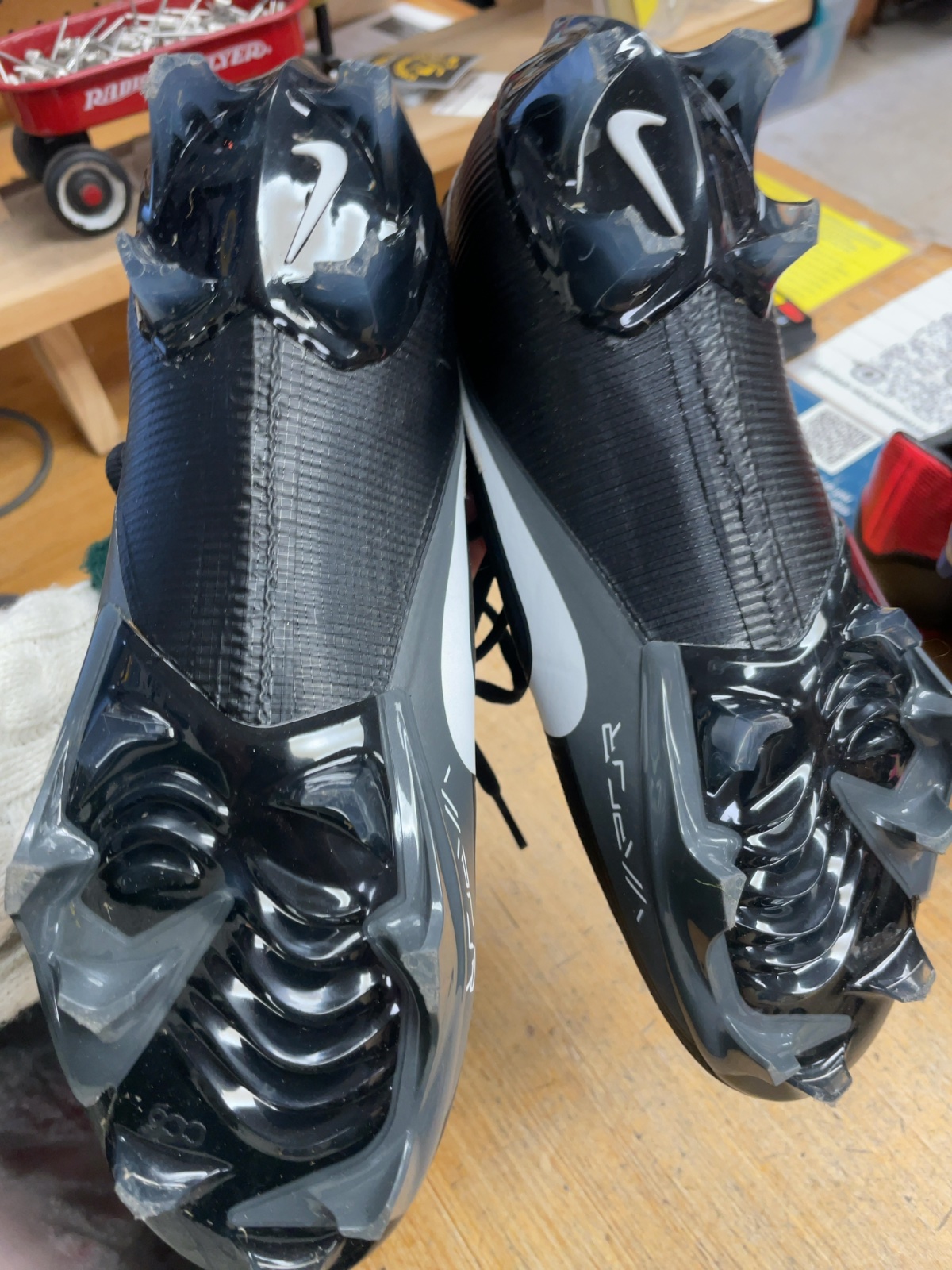 Nike Vapor Edge Pro 360 Size 7 Football Cleats Black/White
