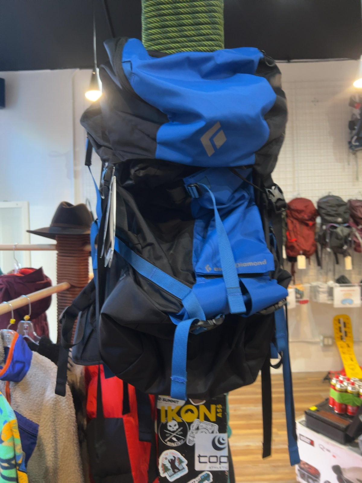 Black Diamond Mission 75 Pack Excellent