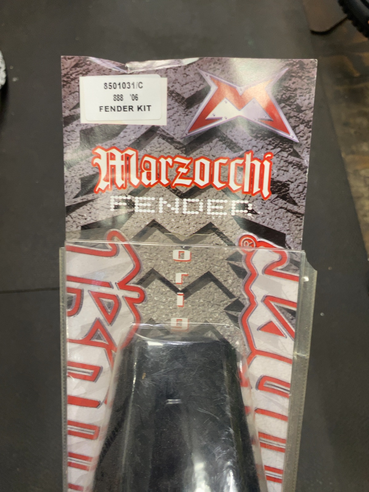 Marzocchi 888 '06 Fender Kit Fork Mudguard Black New