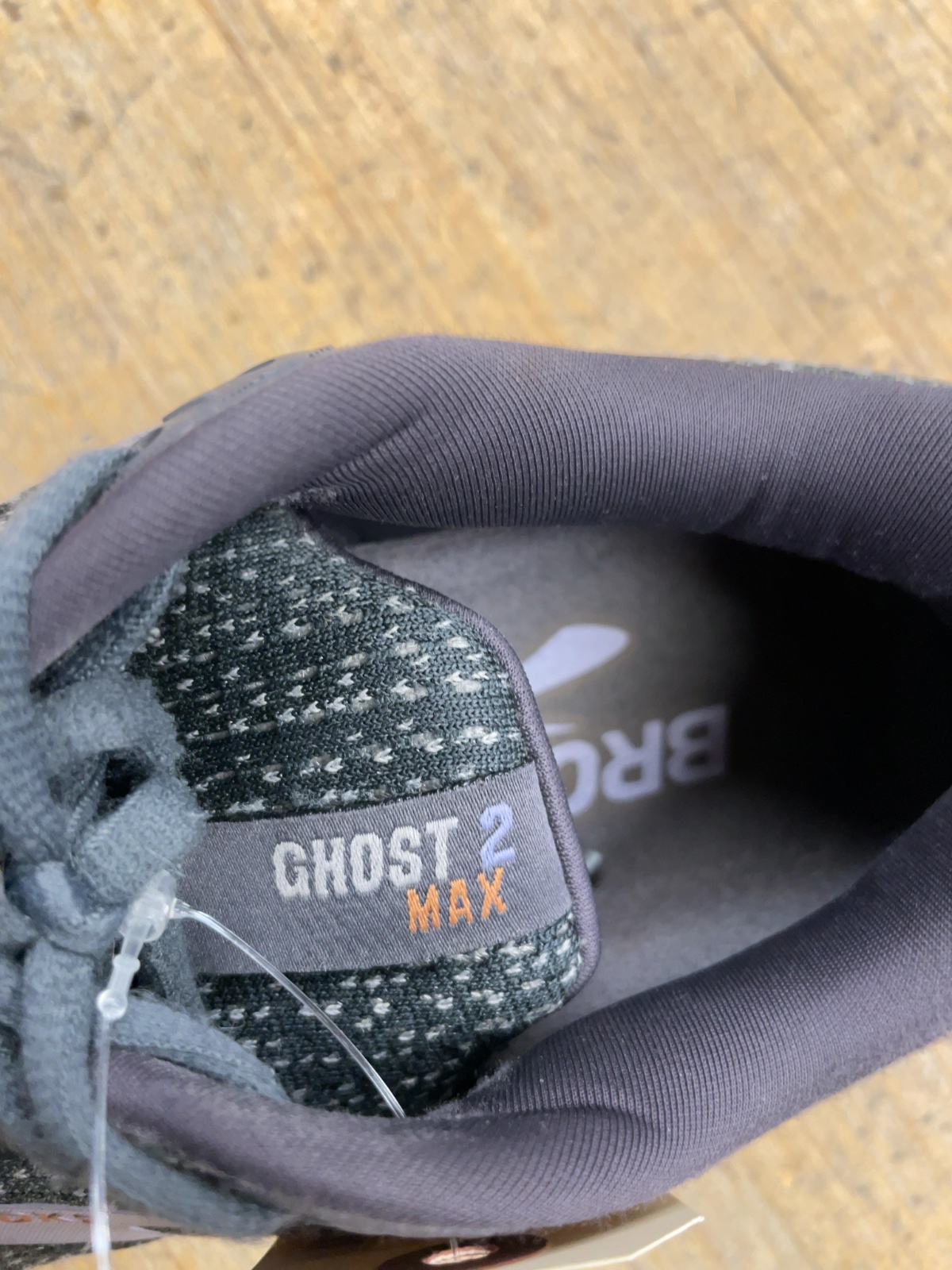 Brooks Ghost Max 2 Size 7.5 D Running Shoes