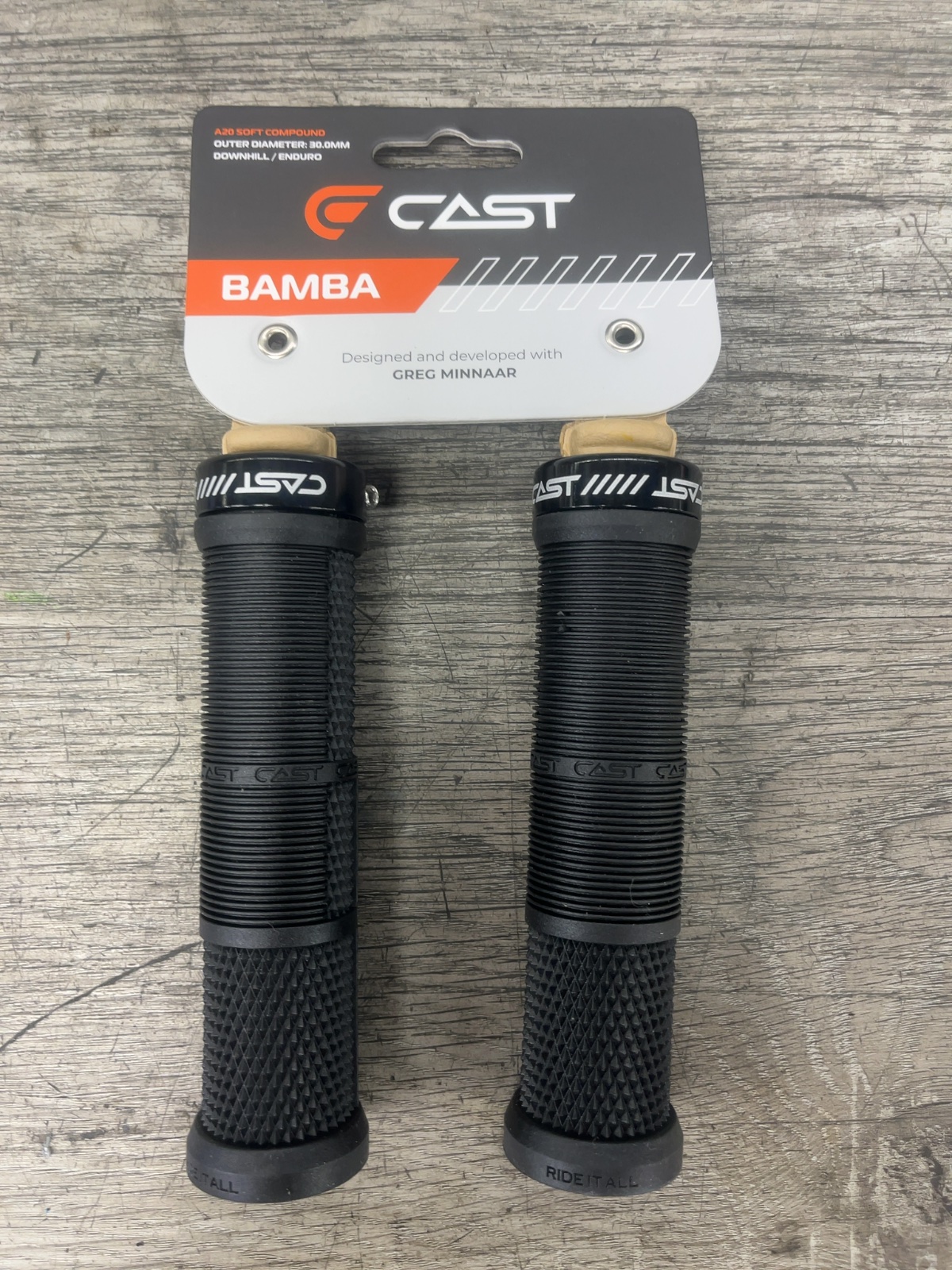 CAST Bamba Lock-On Grips 30.0mm A20 Soft Compound Black New