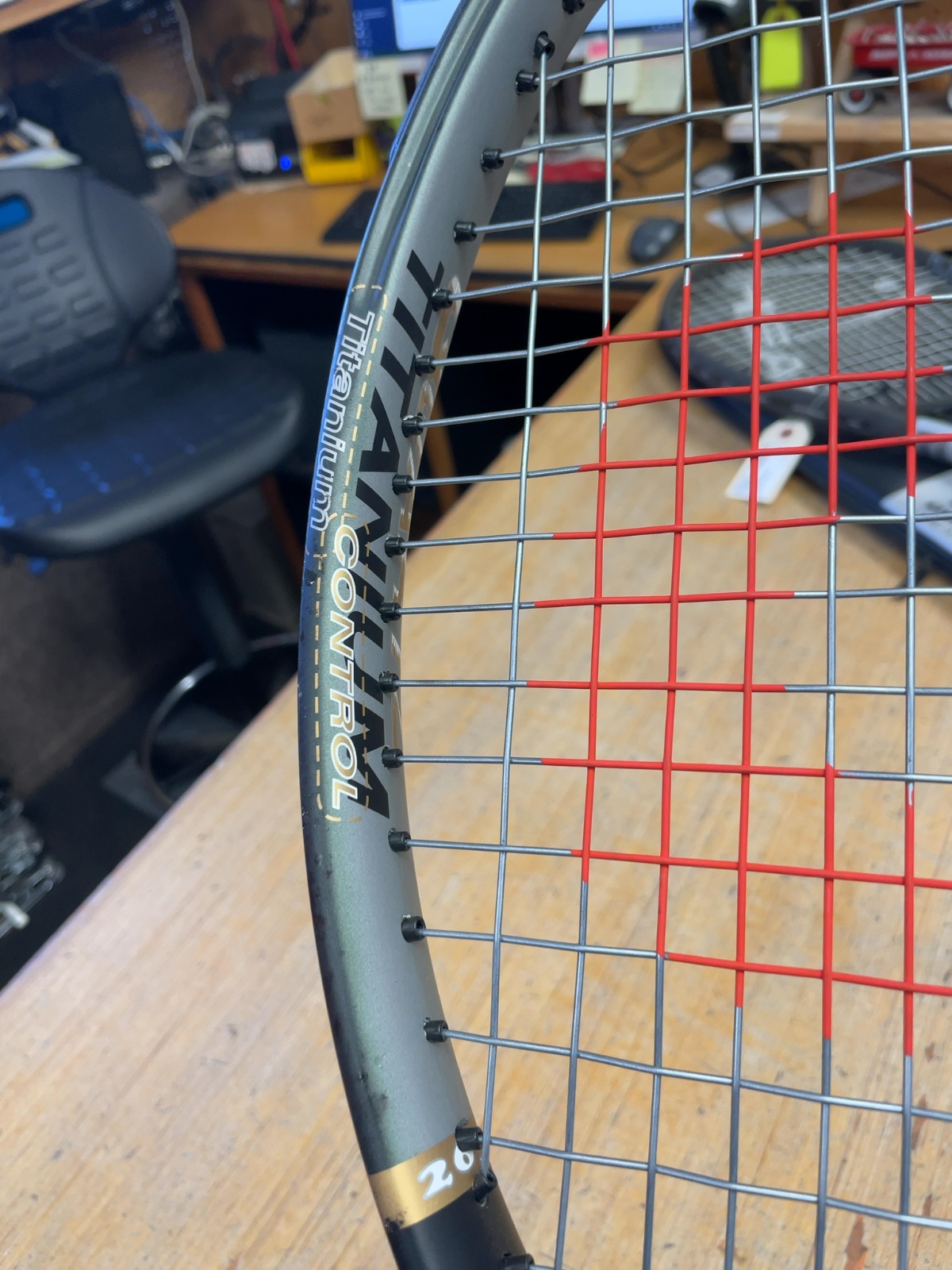 Titan Quartz Titanium 265 Tennis Racquet