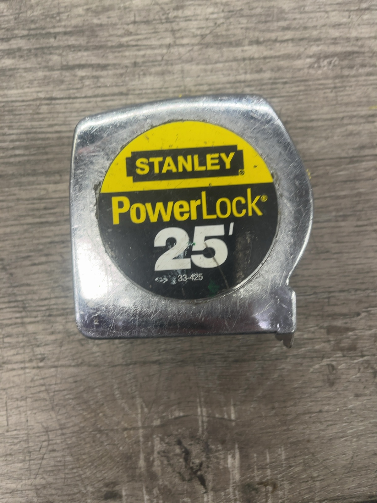 Stanley PowerLock 25' Tape Measure 33-425 Good