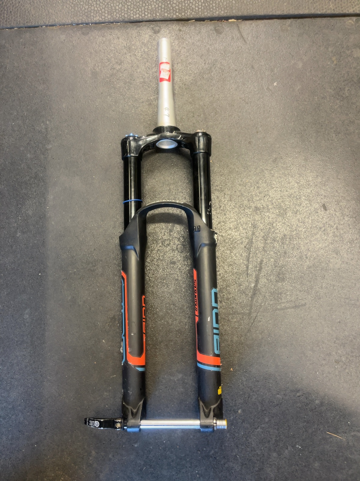 SR Suntour Aion Suspension Fork Good