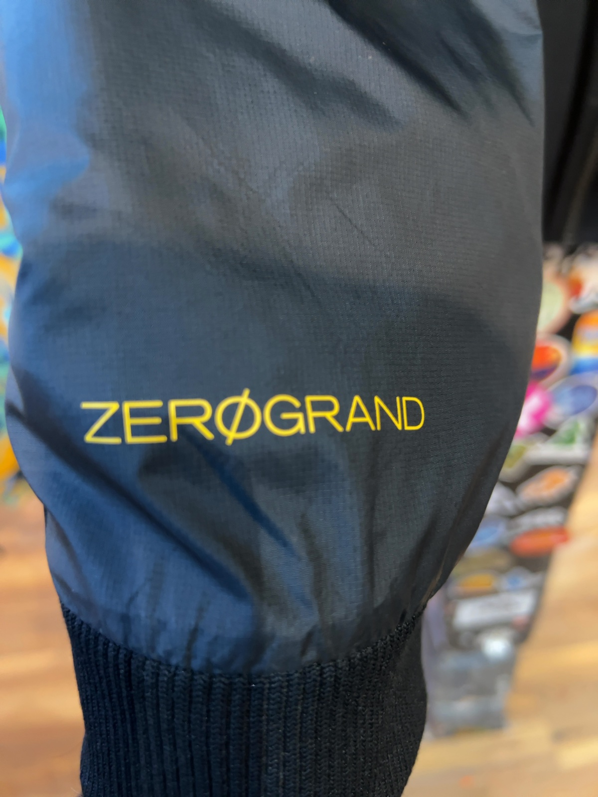 Mountain Hardwear x Cole Haan ZerøGrand Bomber Jacket Black M