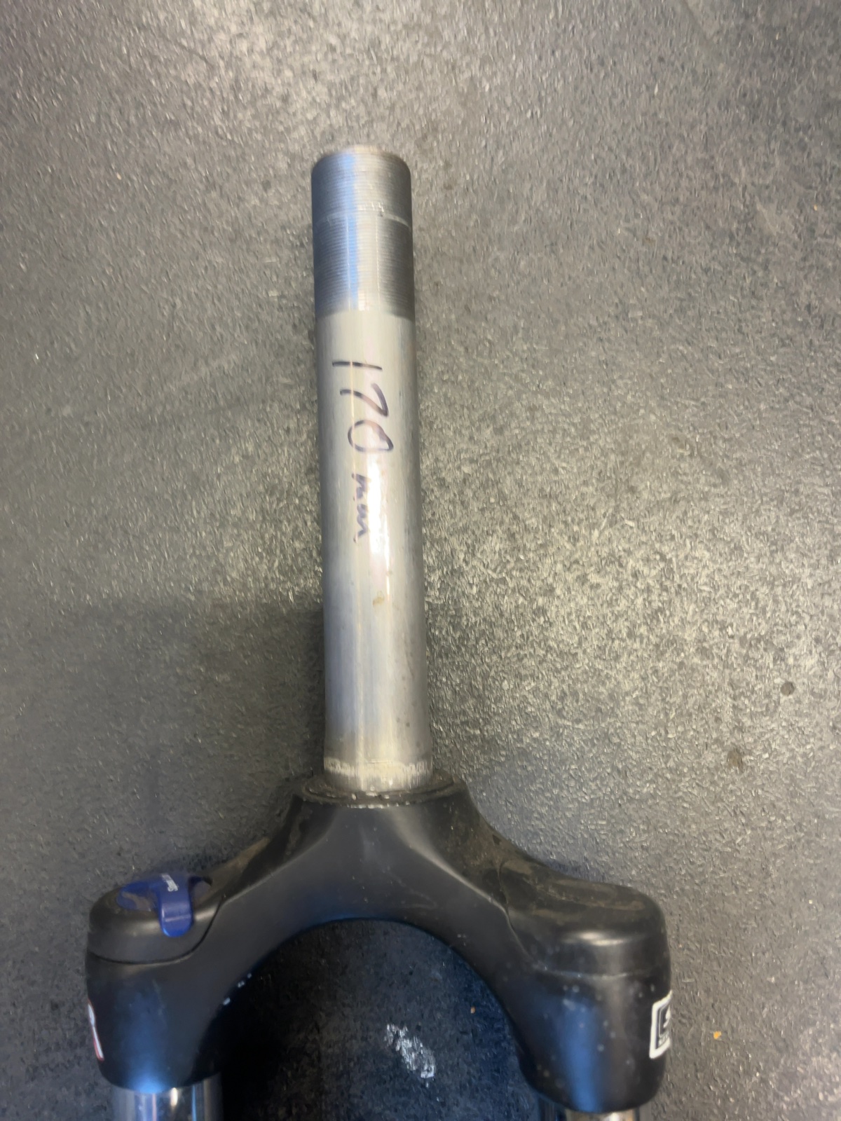 SR Suntour Suspension Fork 170mm Steerer QR Good