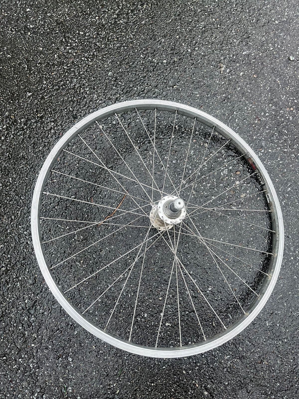 Sun Rims Rhyno Lite Front Bicycle Wheel Silver Fair 26" 20x110 TA