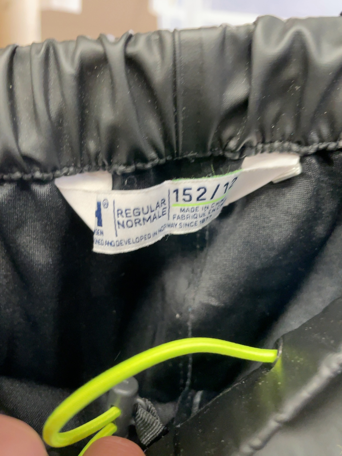 Helly Hansen Rain Pants Size JR 12 (152/12)