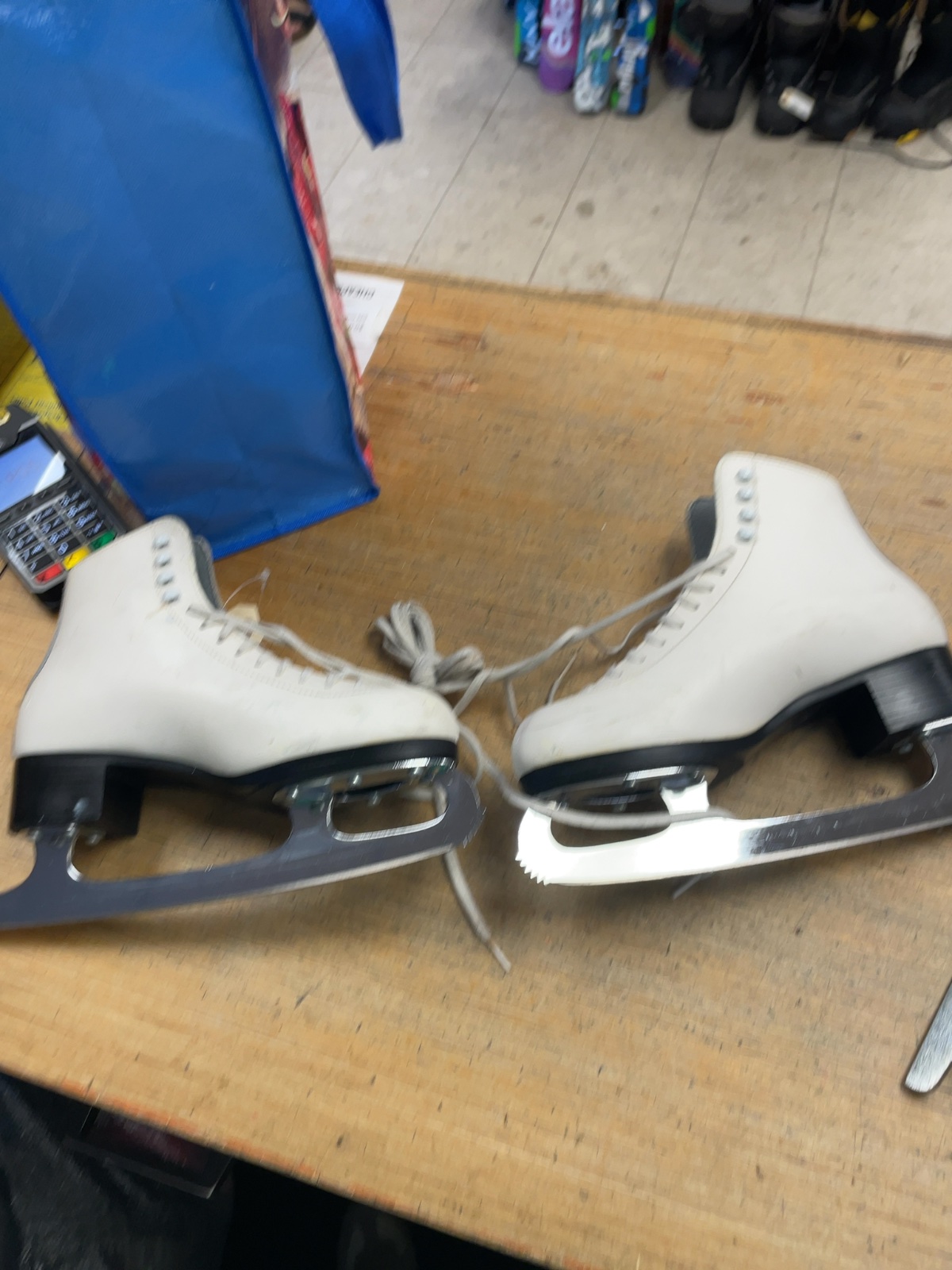 Gam Figure Skates Size 9