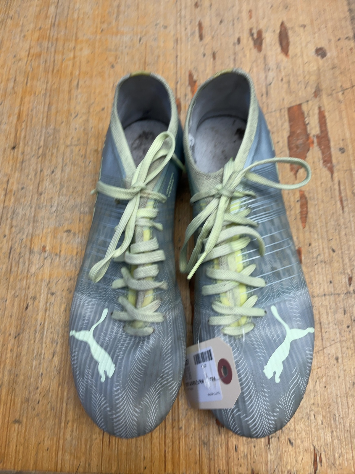 Puma Ultra Size 7.5 US Wn's Soccer Cleats