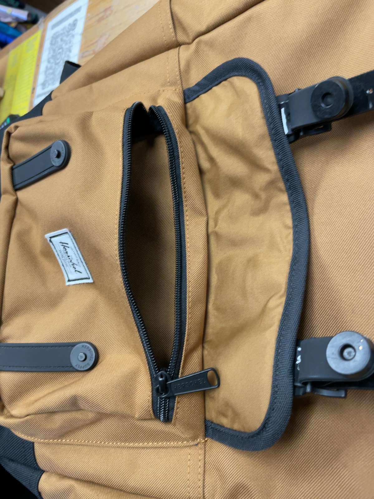 Herschel Supply Co. Little America Backpack Brown / Caramel