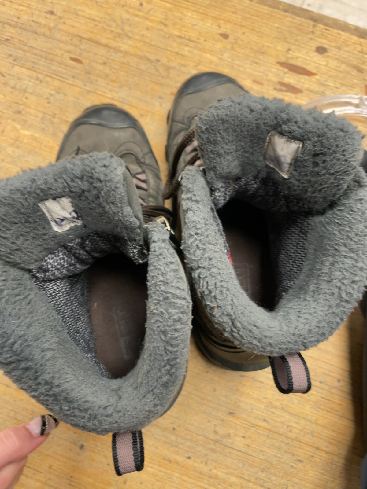 Oboz Size 9 Hiking Boots Grey Brown