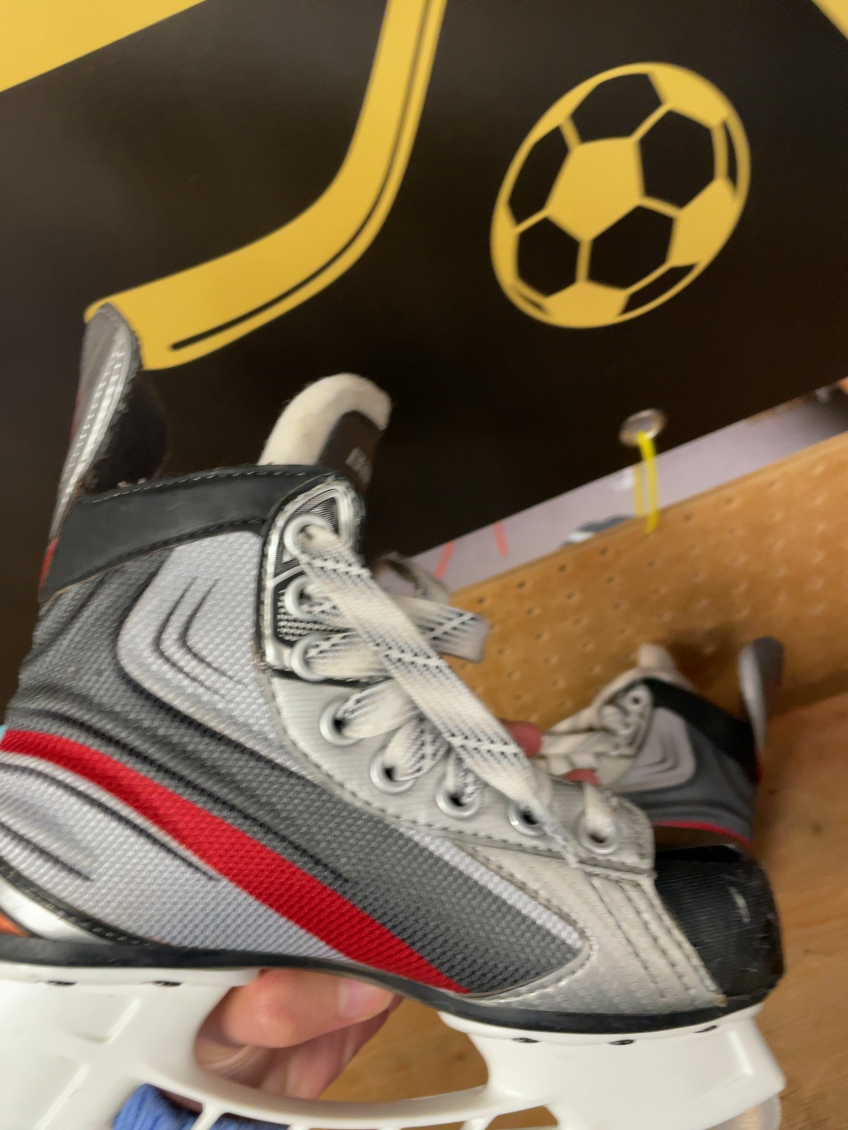 Bauer Vapor X3.0 Size Y13 Ice Hockey Skates