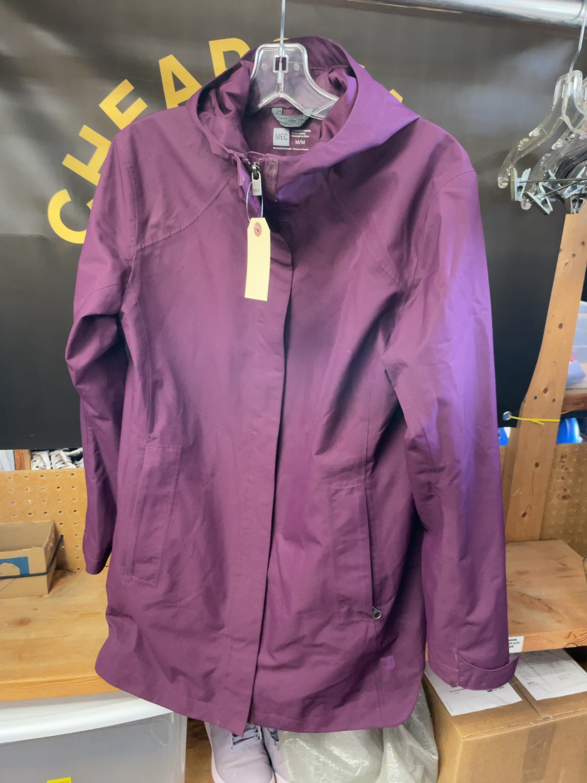 MEC Rain Jacket Size M Purple