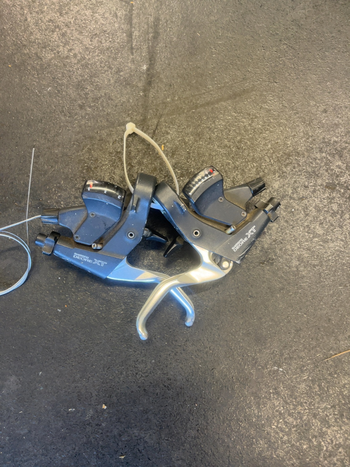 Shimano Deore XT Shift/Brake Lever Combo 3x7 Speed Good