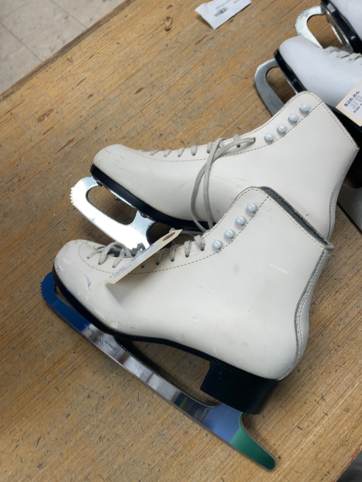Gam Figure Skates Size 9