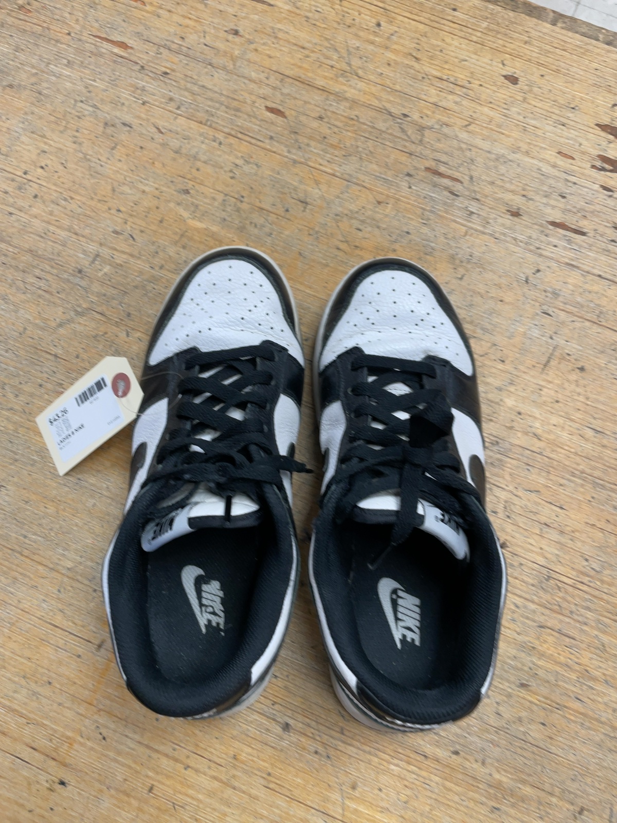 Nike Dunk Low Next Nature Size 8 US White Black Panda