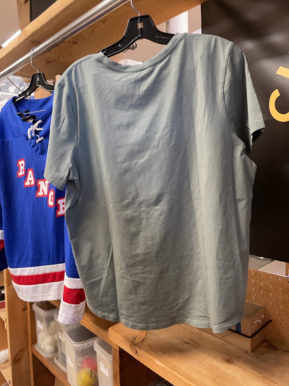 lululemon Size 12 Short Sleeve T-Shirt