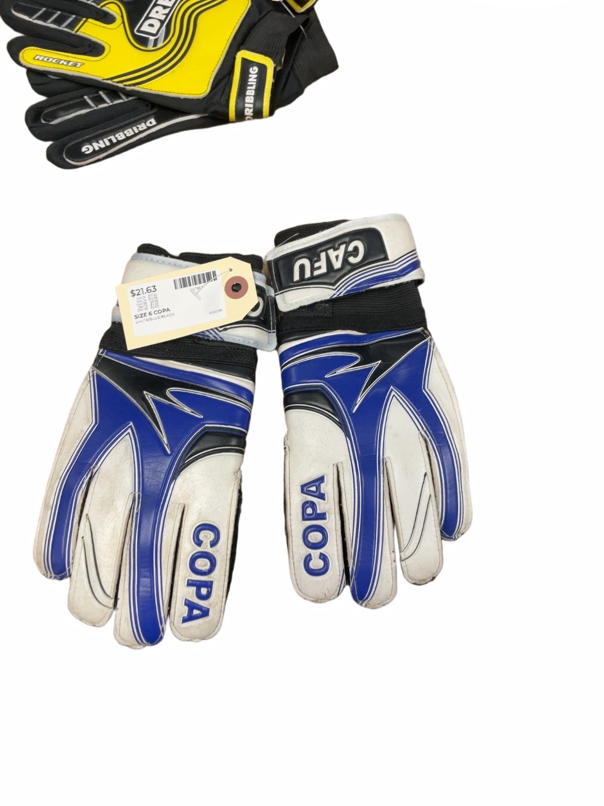 Cafu Copa Size 6 Soccer Goalie Gloves - image 1
