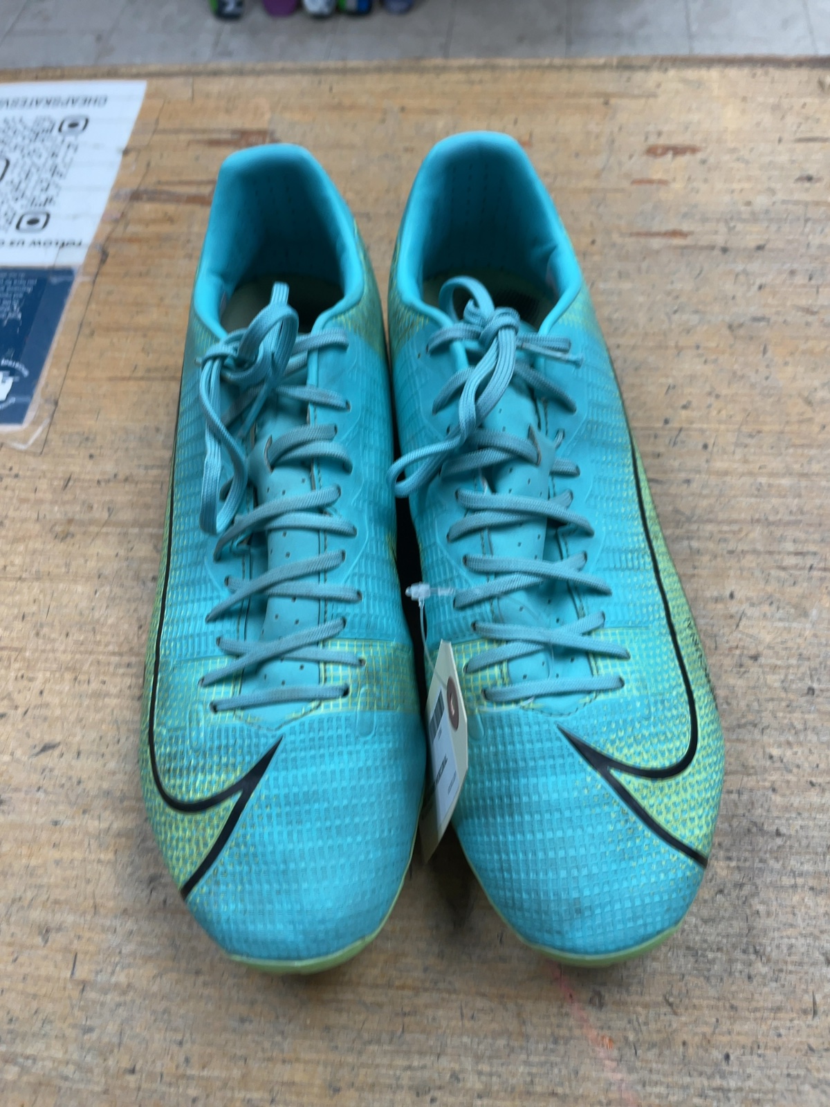 Nike Mercurial Vapor Size 10 US Soccer Cleats