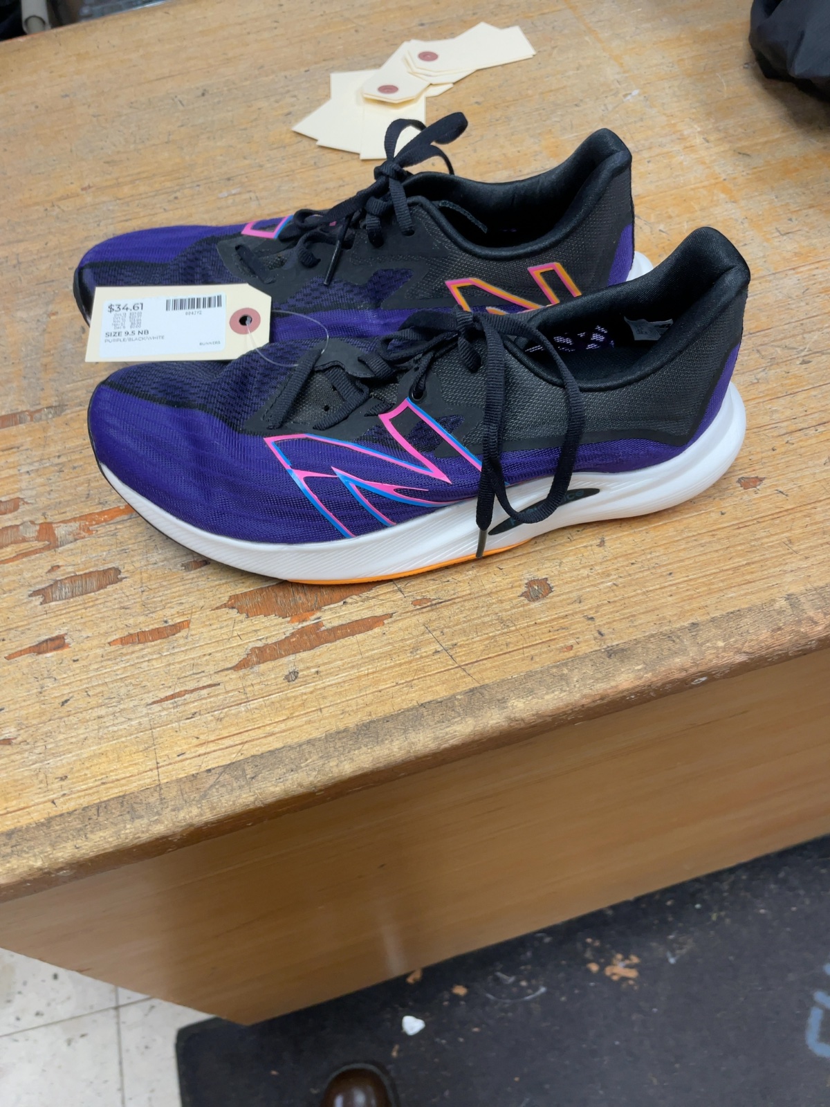 New Balance FuelCell Size 9.5 Running Shoes