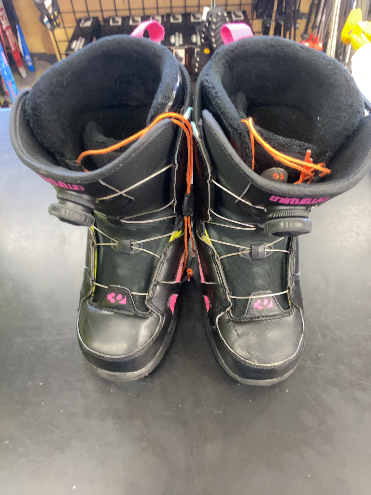 ThirtyTwo STW BOA Women's Snowboard Boots - Size US 7.0