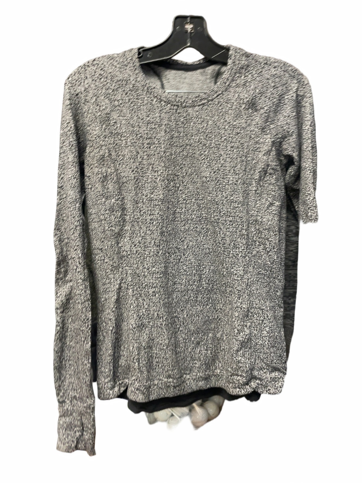 lululemon Size 8 Long Sleeve Top