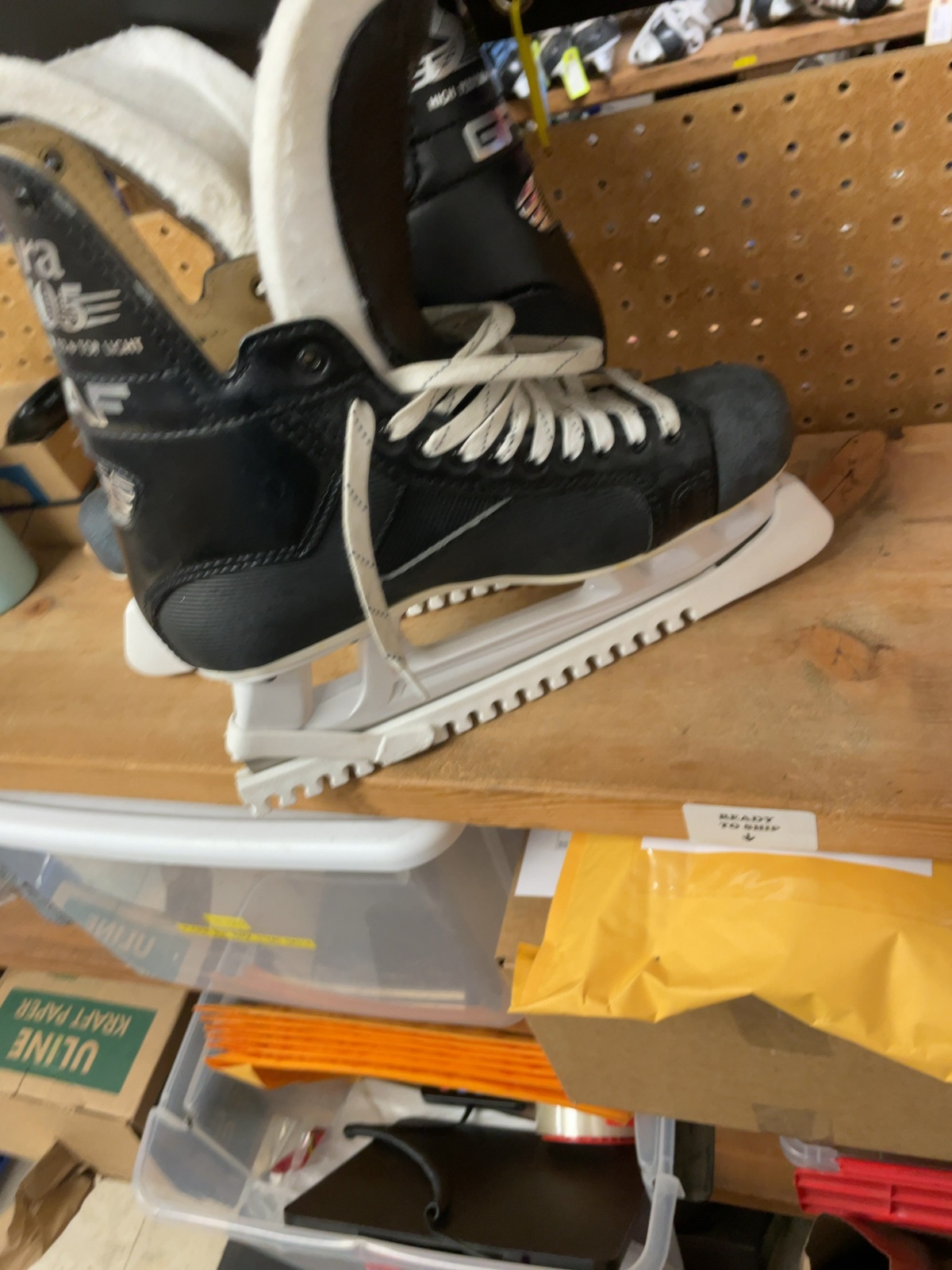 Graf Supra 705 Size 10.5 Hockey Skates
