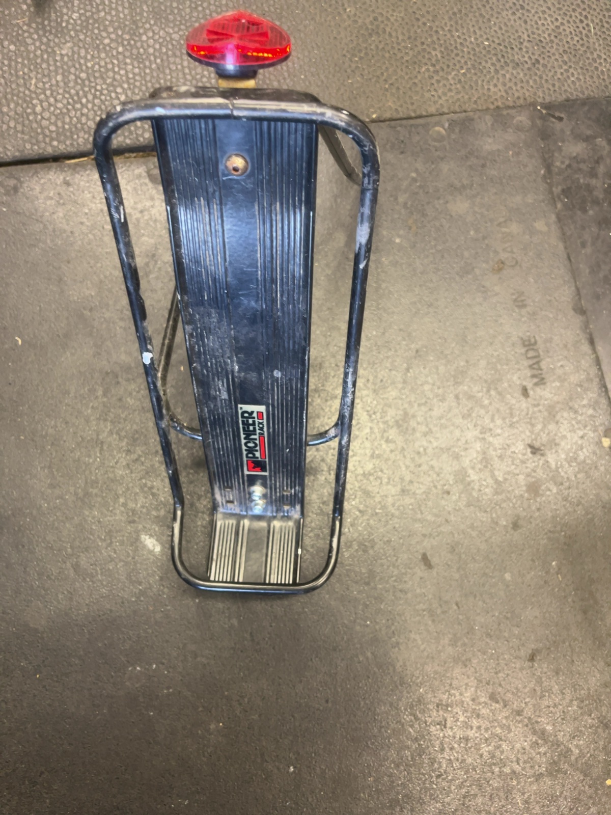 Pioneer Rack Rear Bike Cargo Rack with Reflector Black Fair