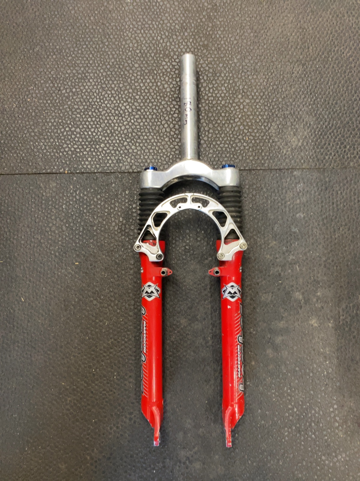Marzocchi Bomber Atom Bomb Suspension Fork 180mm Steerer