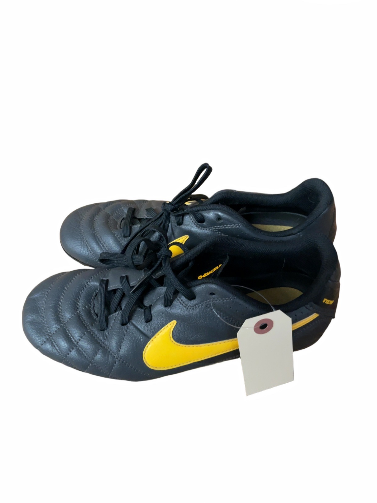 Nike Tiempo Size 5Y Soccer Cleats