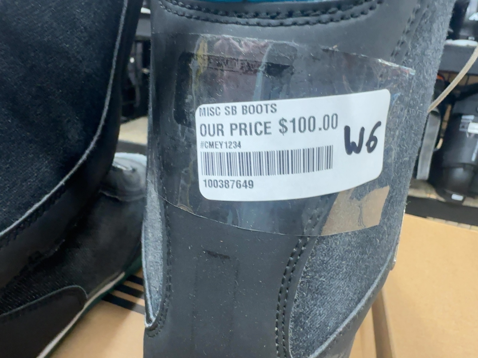 K2 Women's Snowboard Boots - Size 6