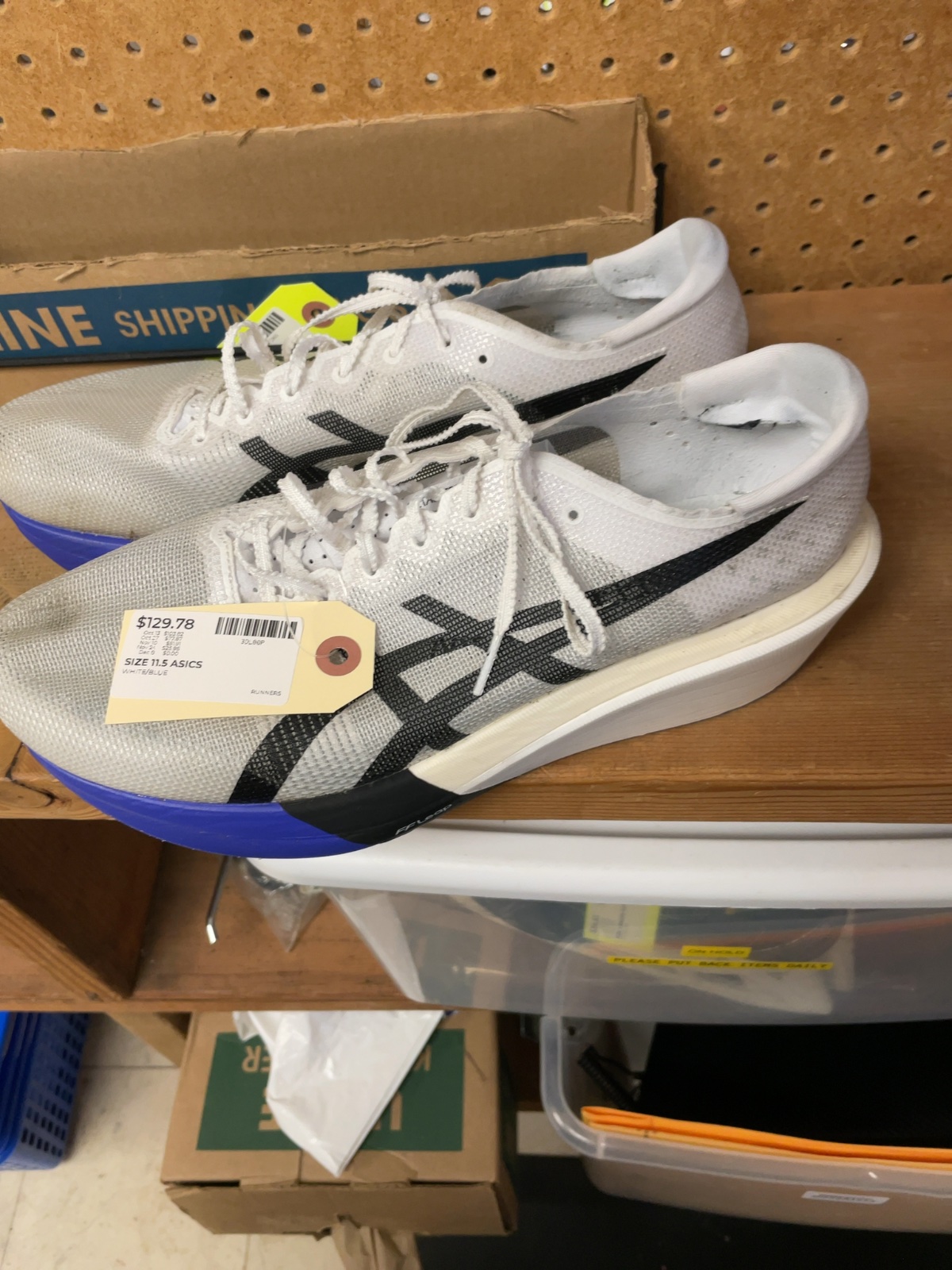 ASICS Metaspeed Sky Size 11.5 US Running Shoes