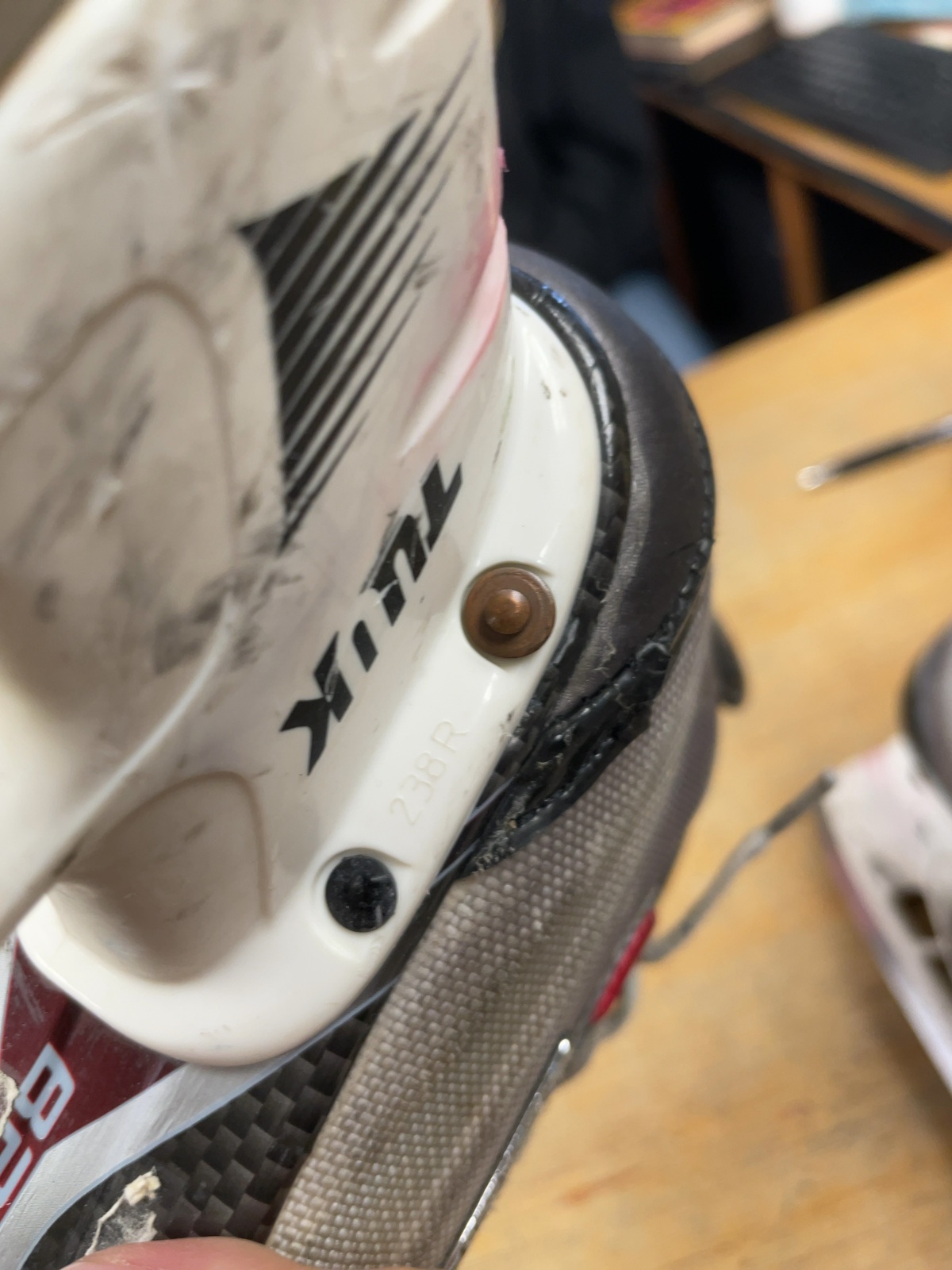 Bauer Vapor Ice Hockey Skates Size 5