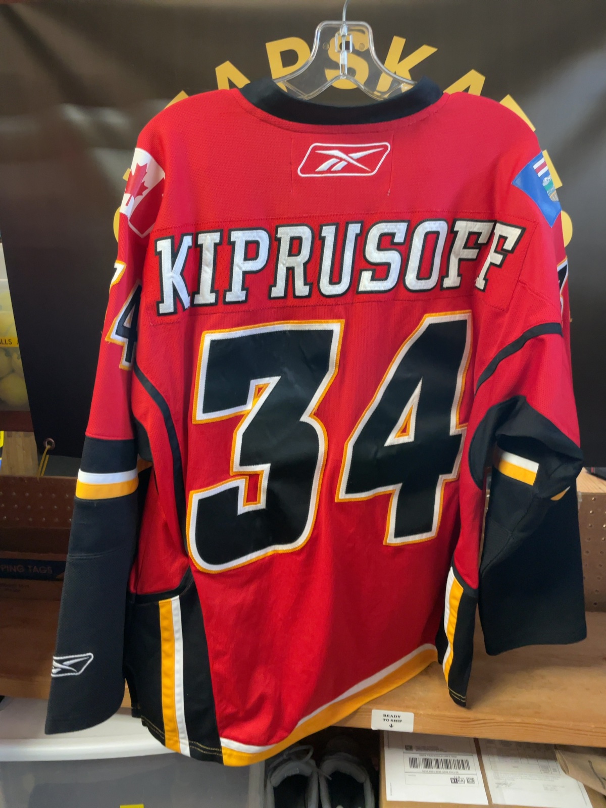 Reebok Calgary Flames Miikka Kiprusoff Size M Hockey Jersey